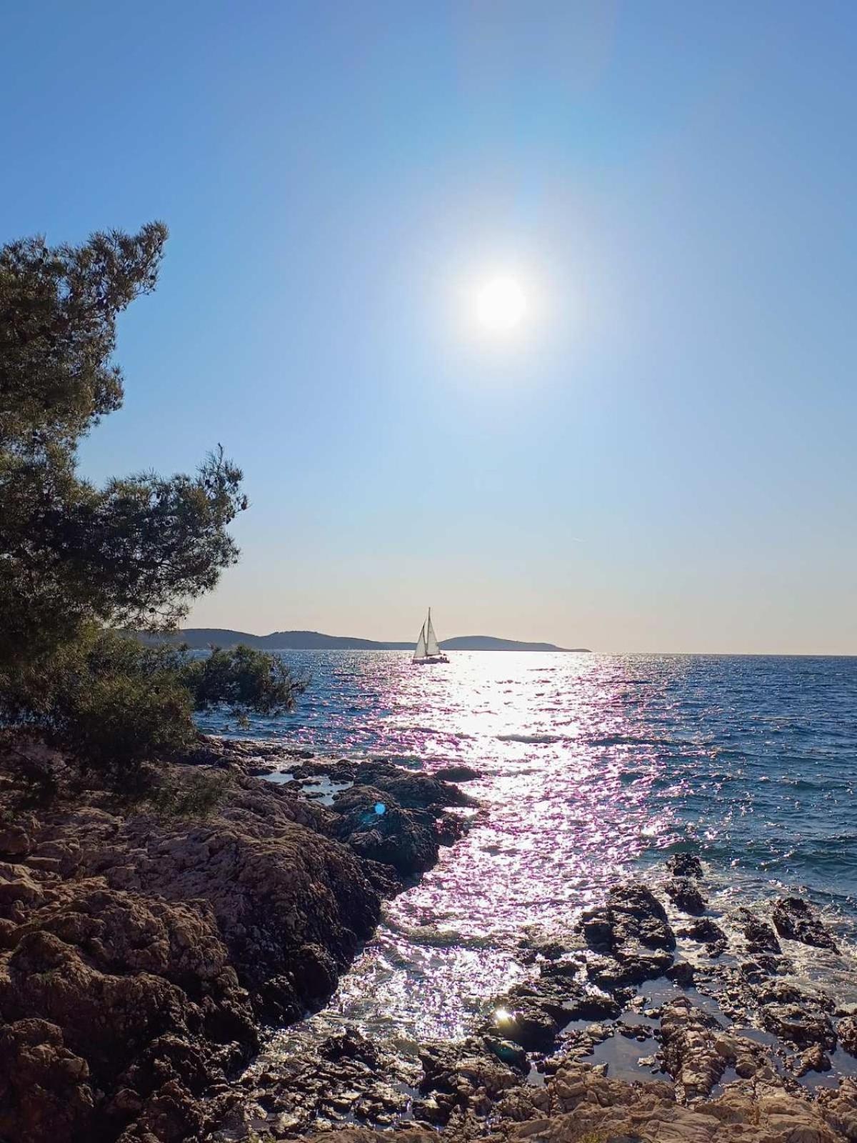 Hotel Udobna Soba Za Dvoje Hvar Town Esterno foto